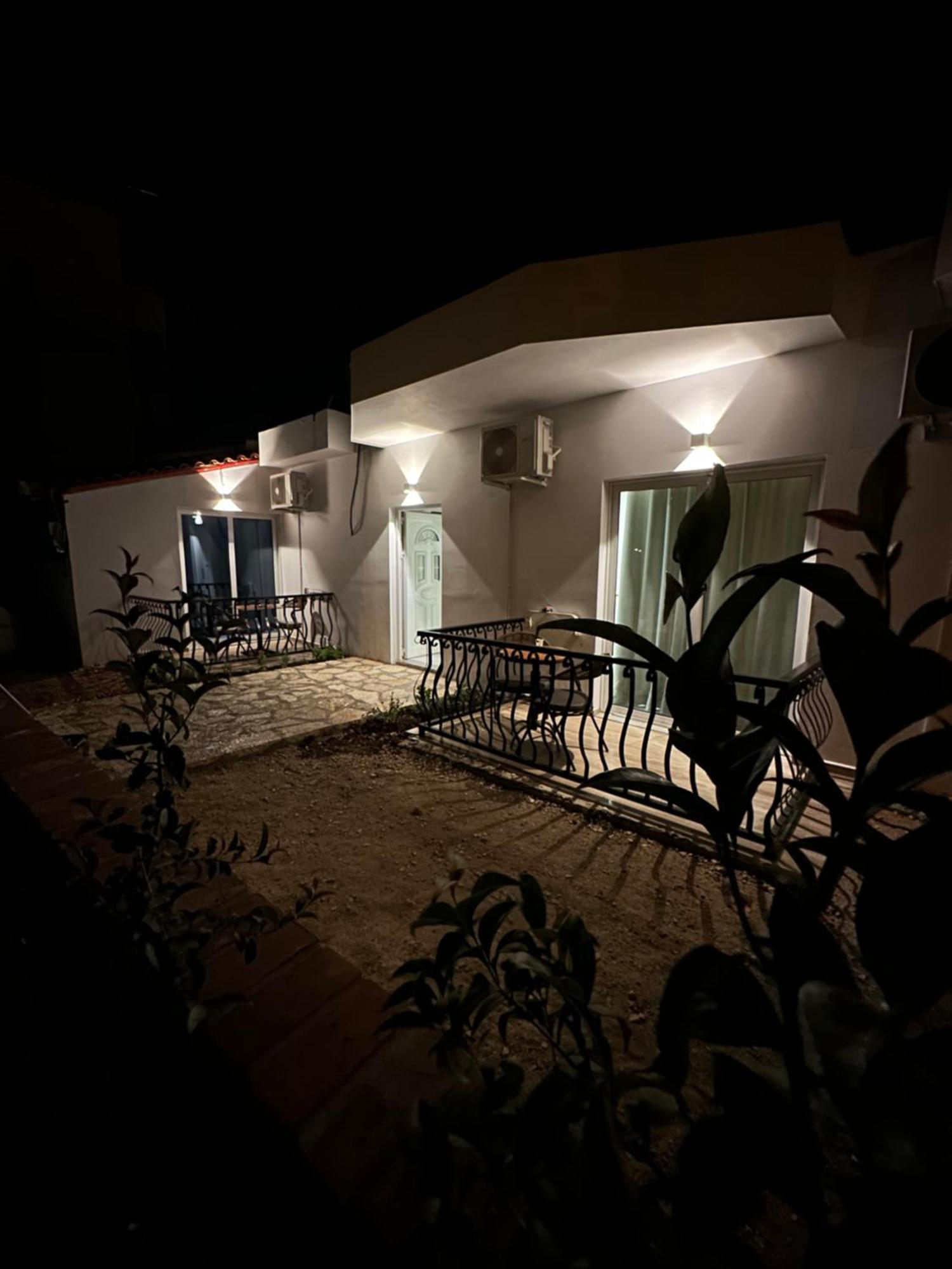 Fiore Rooms 2 Εξαμίλιο Εξωτερικό φωτογραφία